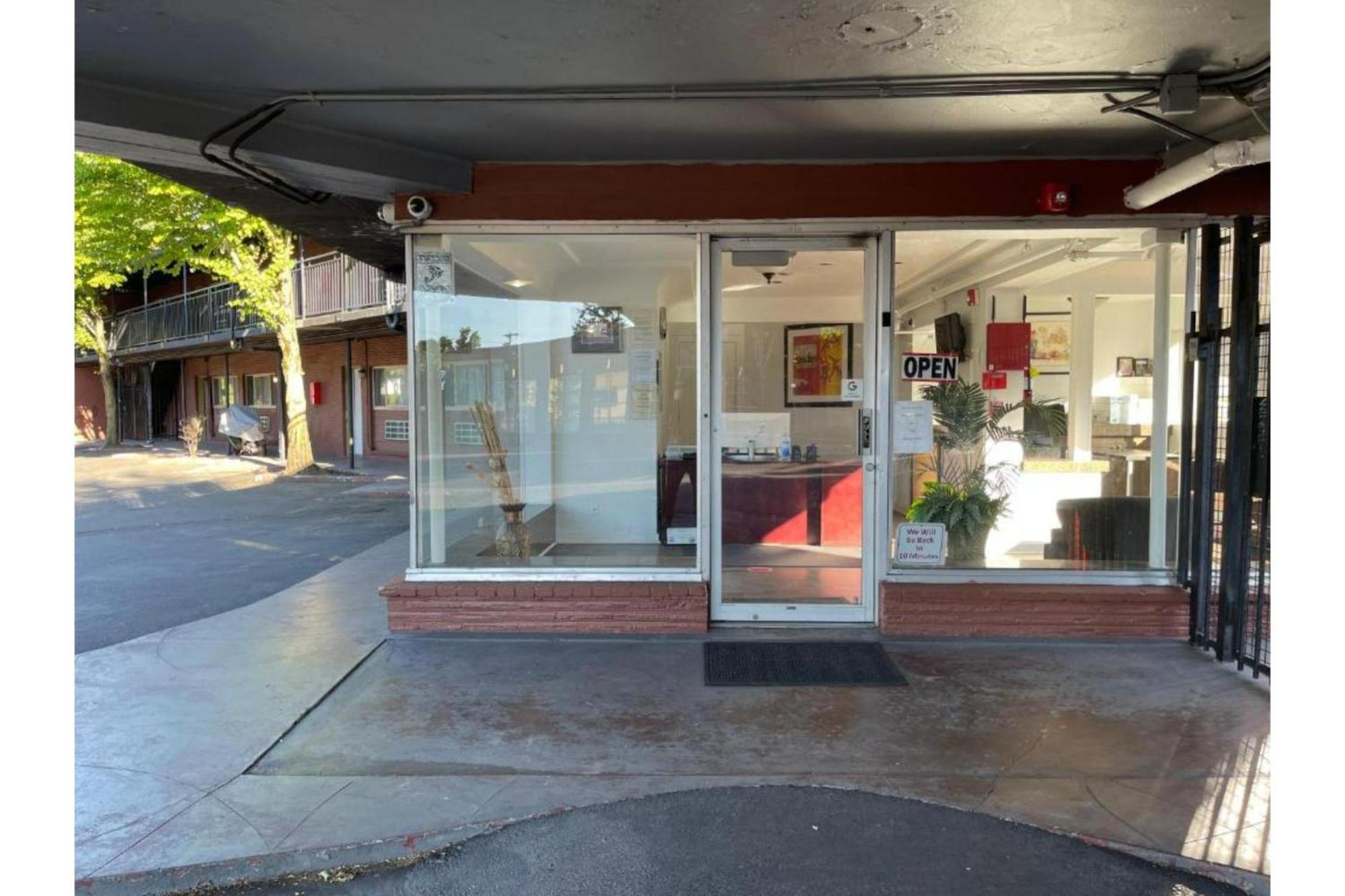Motel Banfield By Oyo Or